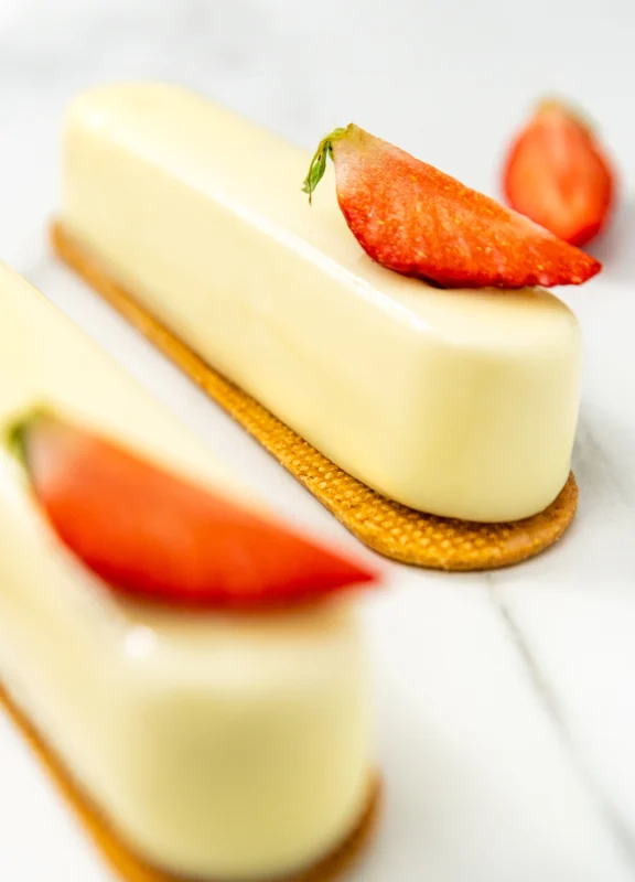 Charlotte | Entremet fraise basilic